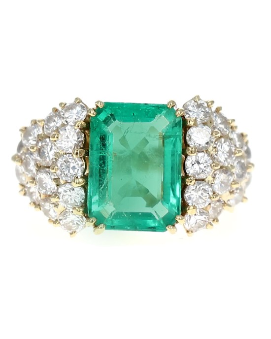Emerald and Diamond Fashion Ring in Yellow Gold